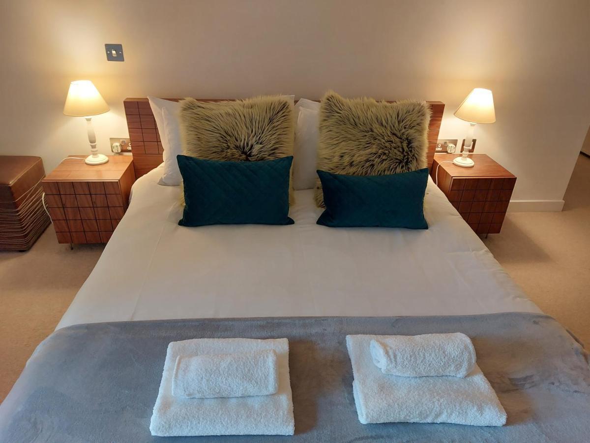 Quartermile Luxury Landing Apartment EDI Kültér fotó